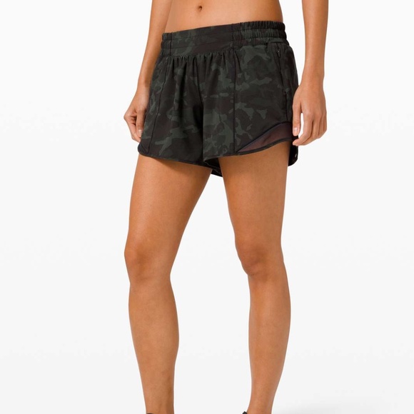 lululemon athletica Pants - Lululemon Hotty Hot Short II Long 4" Inseam in Camo Deep Coal Multi/Black - 4